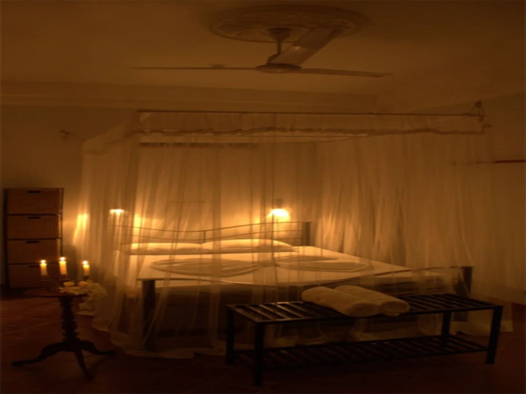 Pipels House