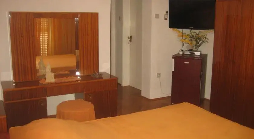 Apartments Tija 1