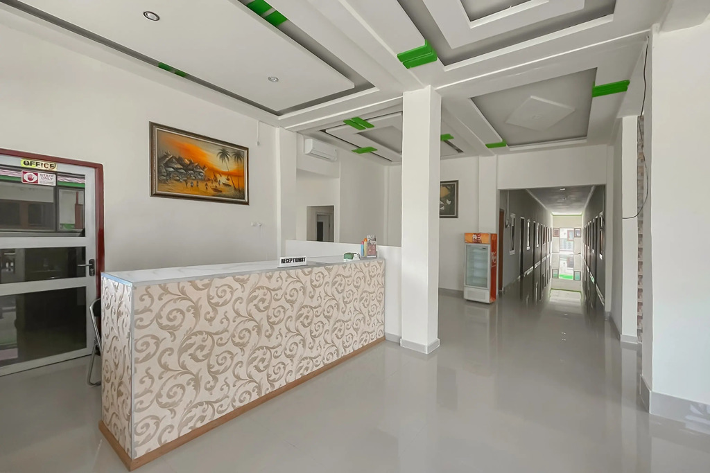 Urbanview Hotel Tirtamaya Jaya Indah Indramayu by RedDoorz