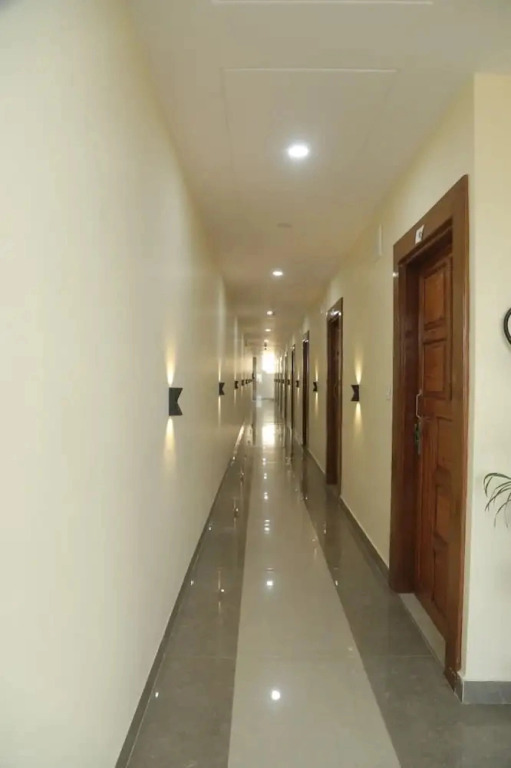 Hotel Radha Vallabh