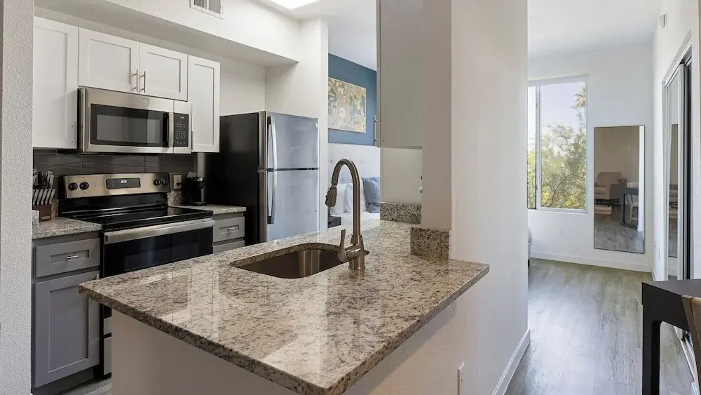 Landing Beautiful 1BD Pool Rooftop Lounge