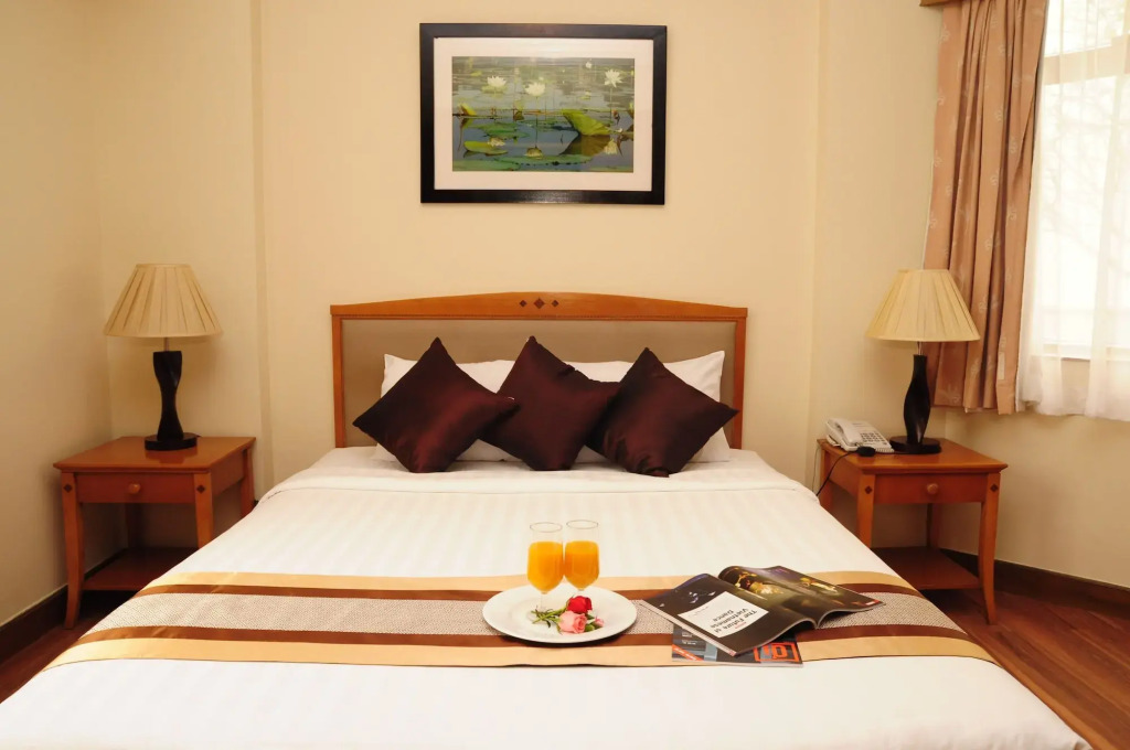 Riverside Serviced Apartments