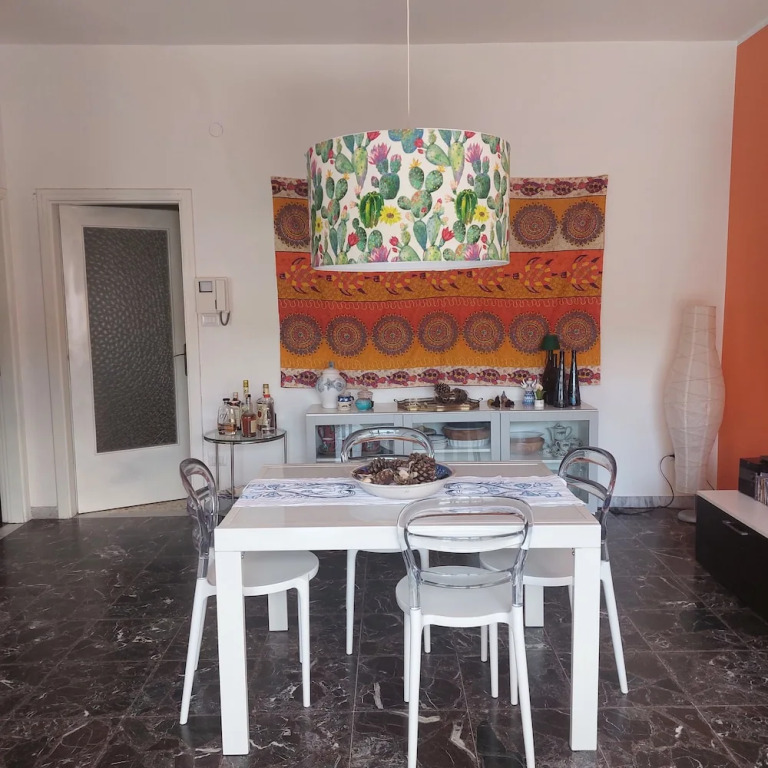 Home Close to the sea With Terrace and Free Parking