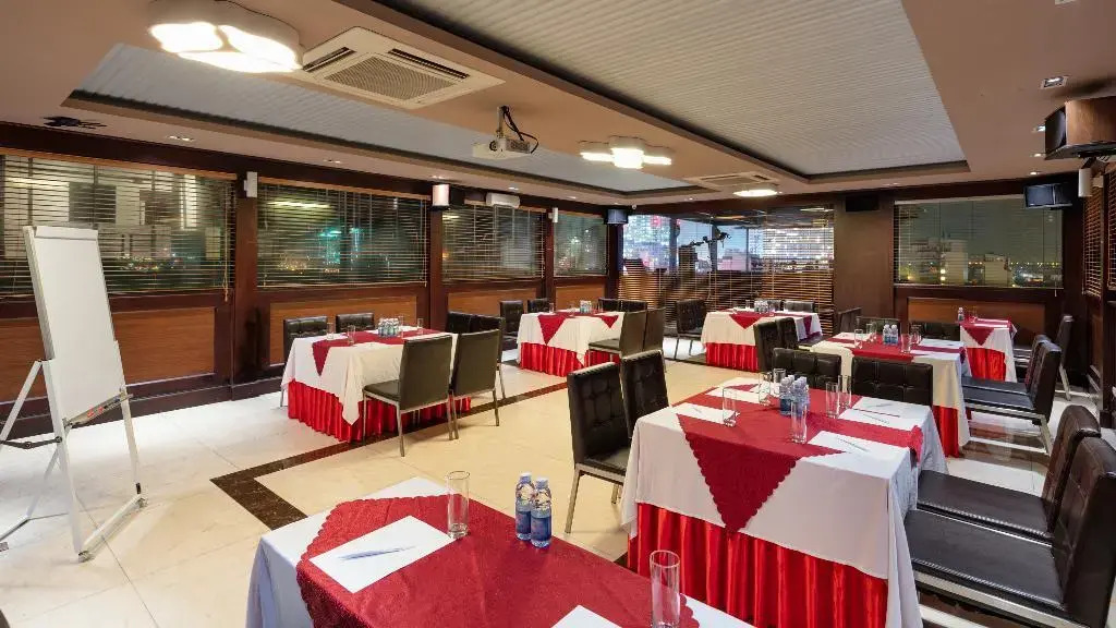 Skylark Hotel & Spa Ha Noi