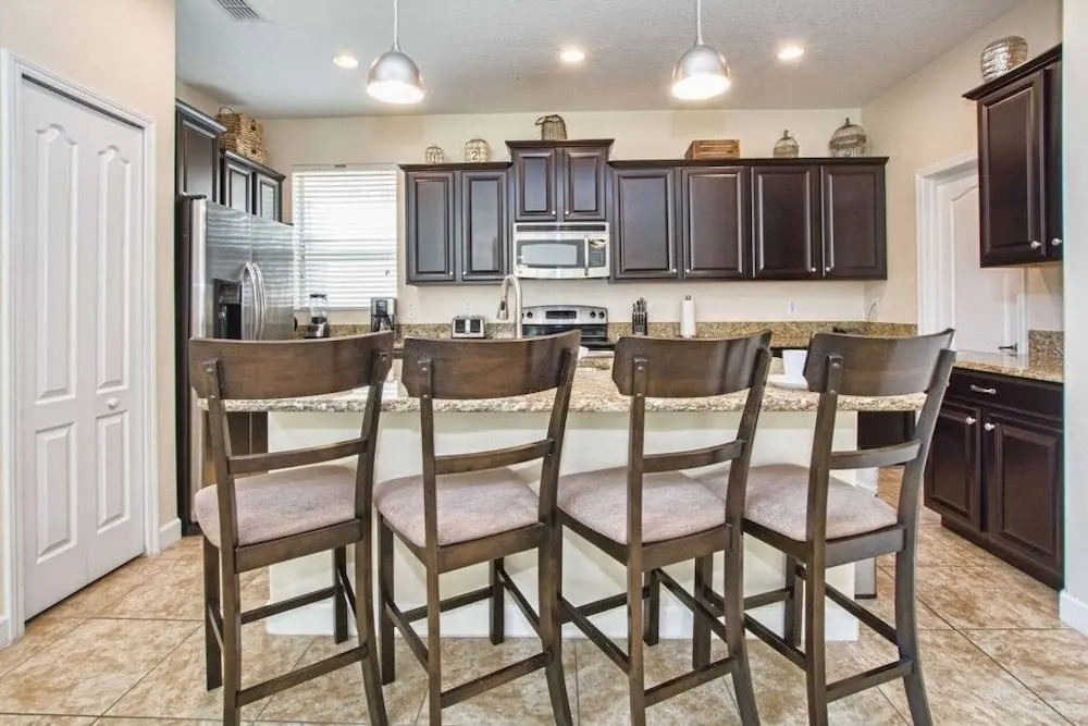 5 Bed House W- Pool In Paradise Palms 3180pp 5 Bedroom Home by RedAwning