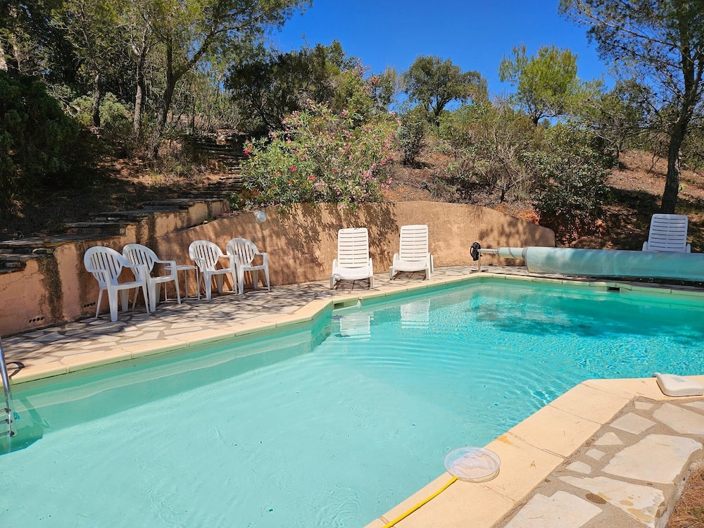 Inviting Holiday Home in Pierrerue
