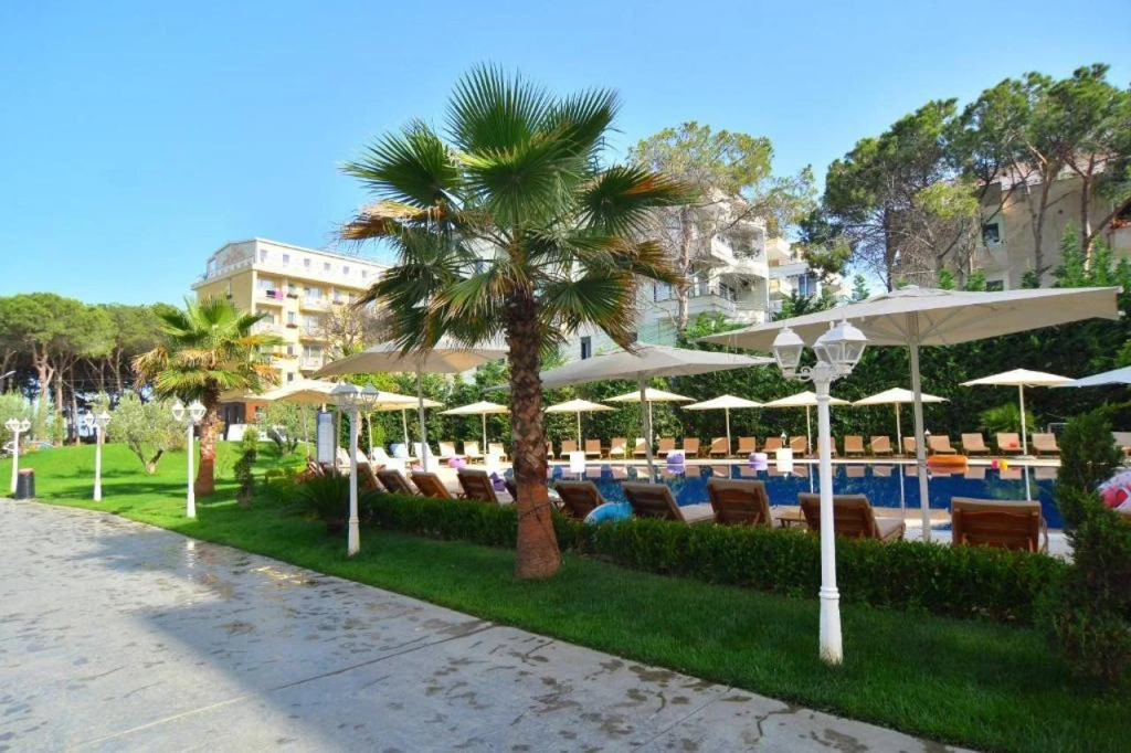 Sandy Beach Resort