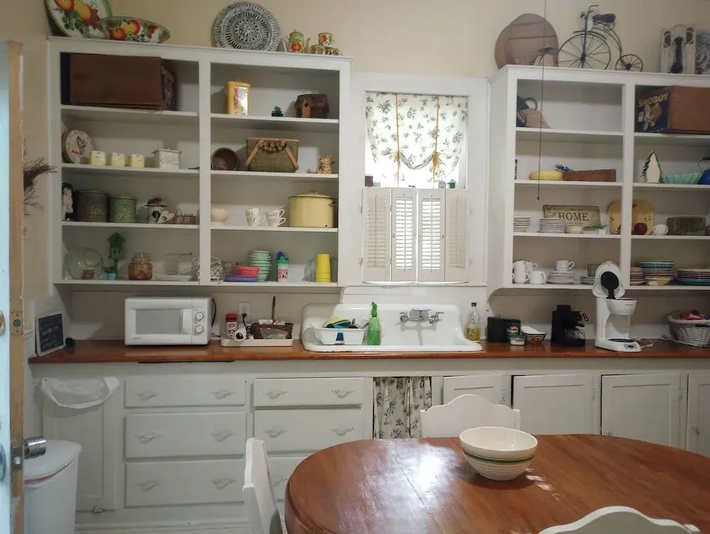 Carleton House Bed and Breakfast