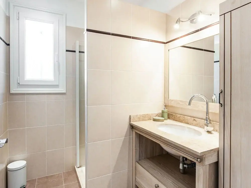 Riviera Hideaway for 2 Guests