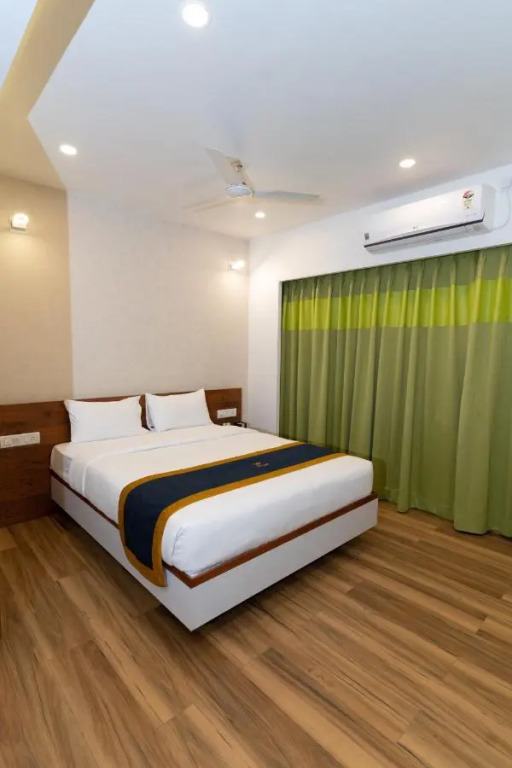Regal Suites