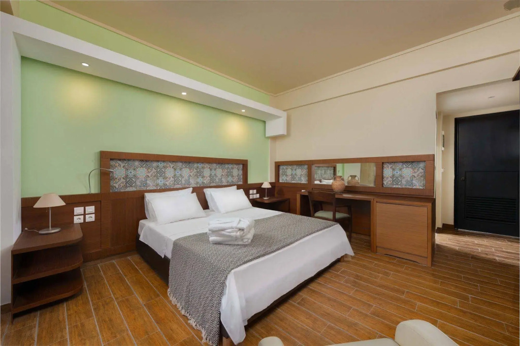 GQ Hotel & Club - Adults Only