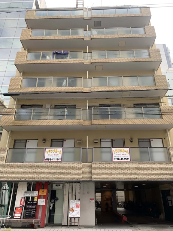 Studio Minamisenba201