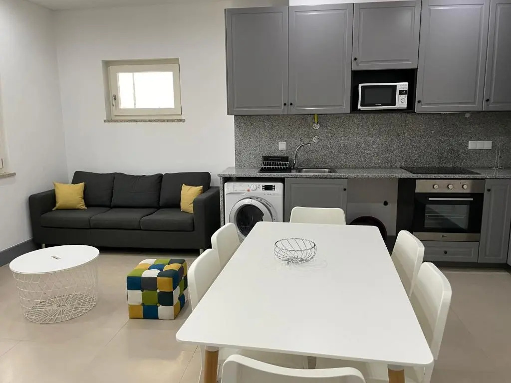 Apartamento, Praça Dom Duarte 8, Viseu, Portugal
