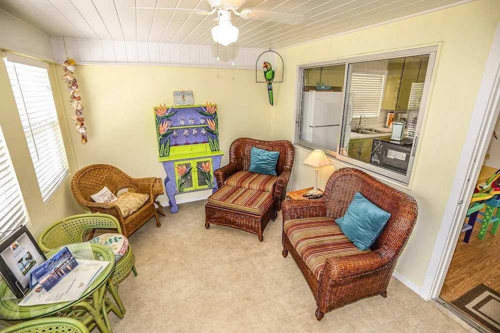 756 Estero Blvd.
