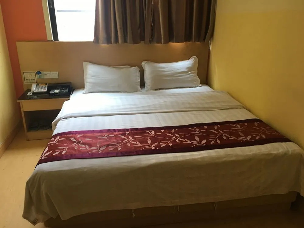 Victory hotel