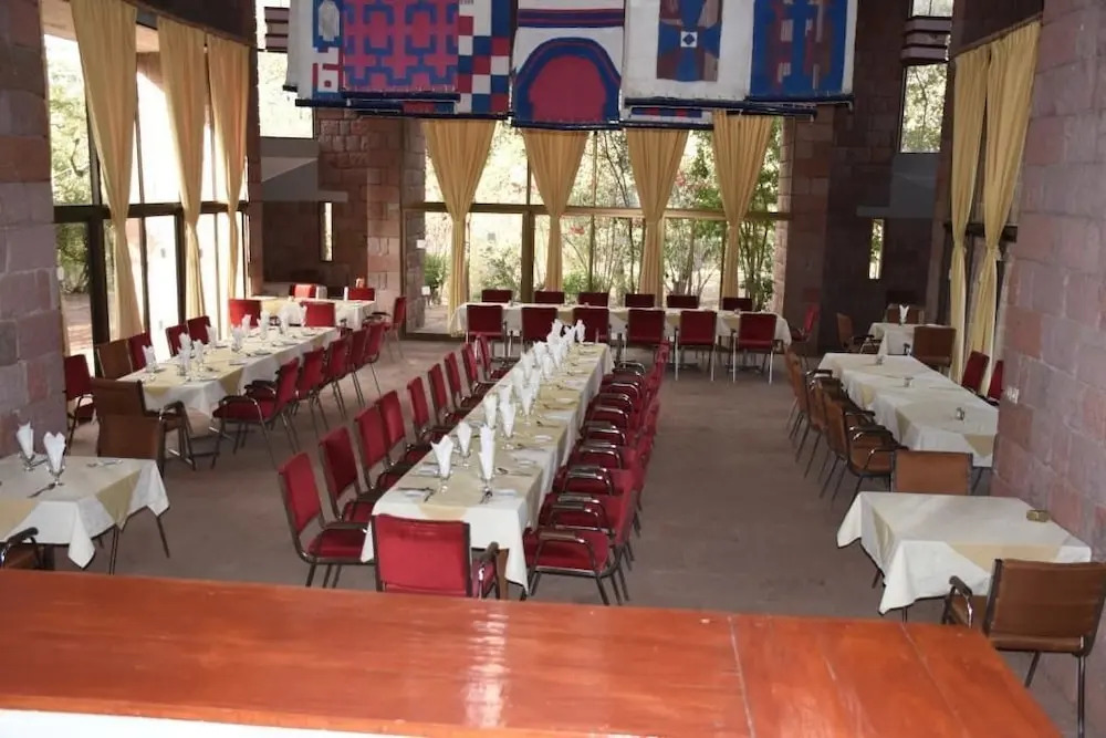 Roha Hotel
