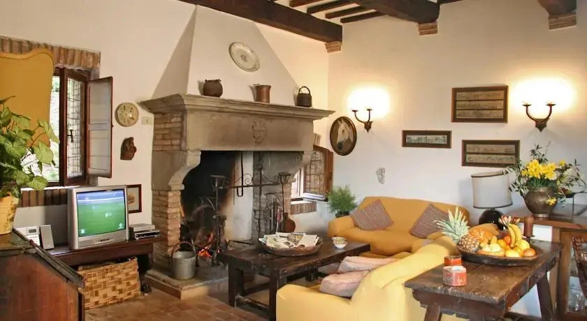 Borgo Magenta
