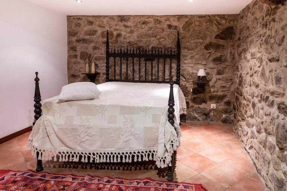 Villa With 7 Bedrooms in Mentrestido, With Private Pool, Enclosed Gard