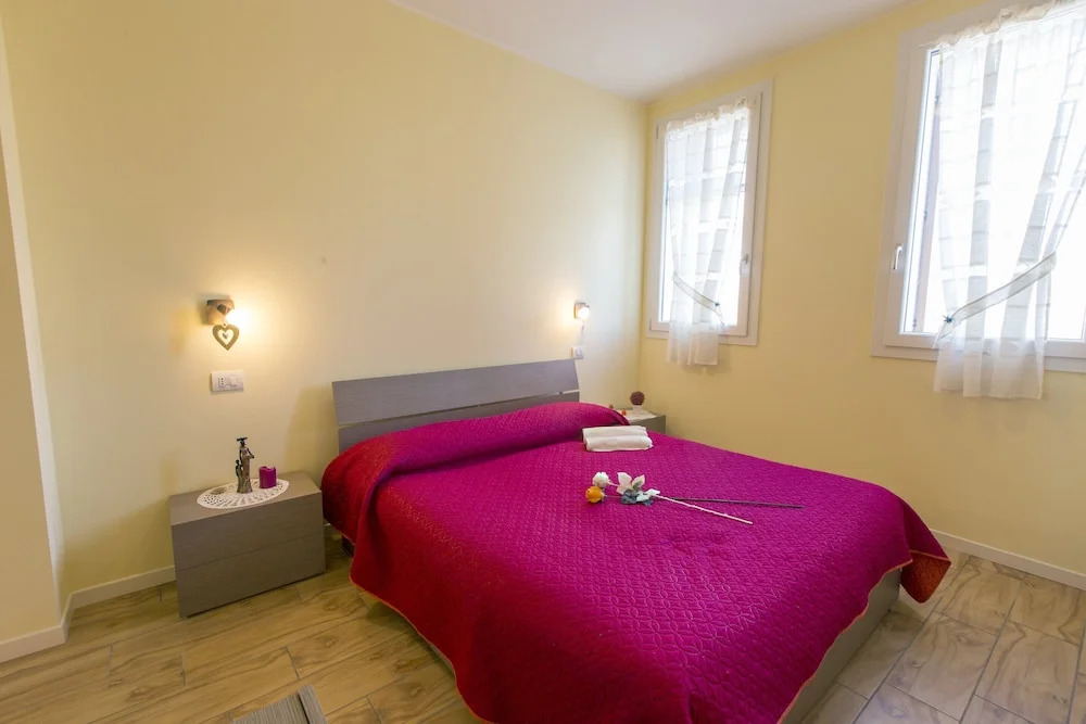 Holiday countryside home with swimming pool, sauna Less than 20km from the sea