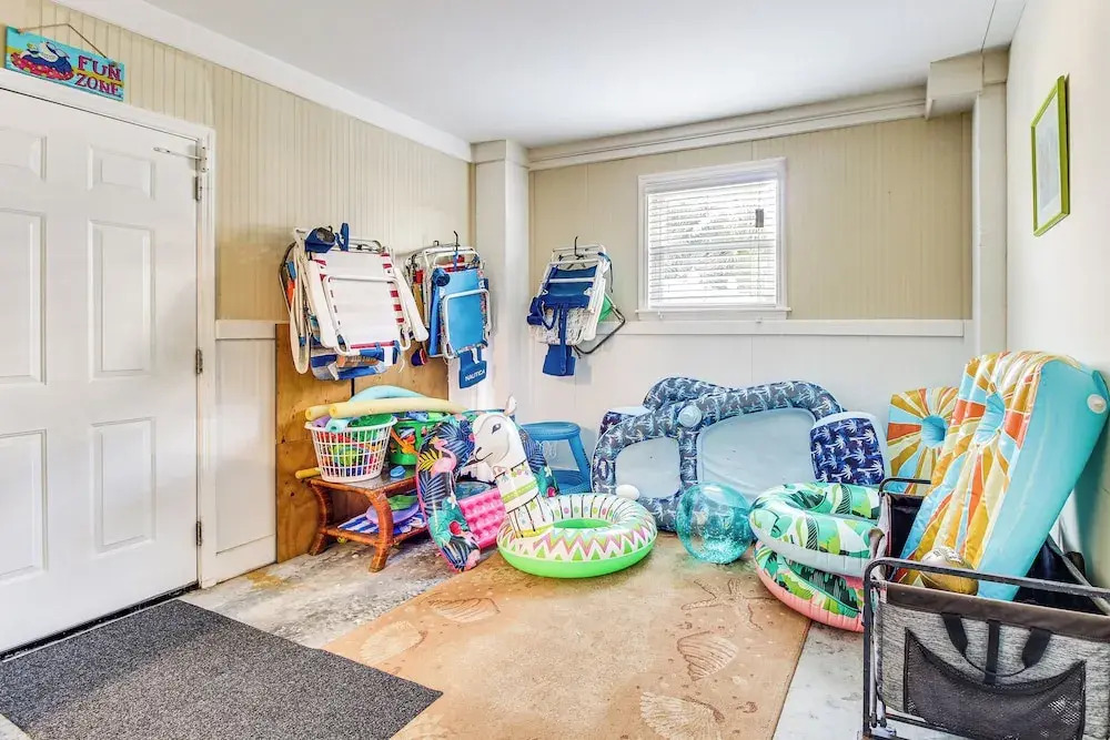 Tybee Island Gem: Spacious Home w/ Private Pool