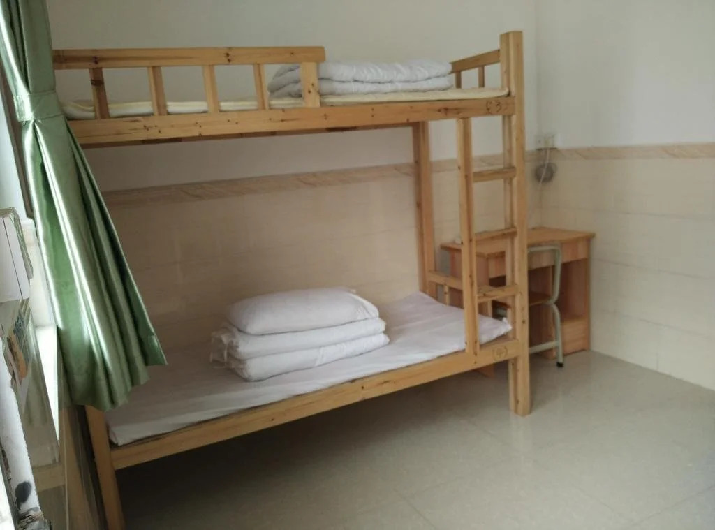 Luo Family Hostel Branch 2