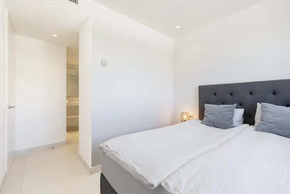 Stylish Apartment With Large Terrace in Higueron