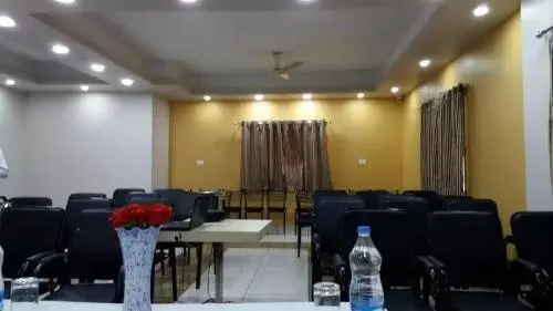 Hotel Gopi Palace