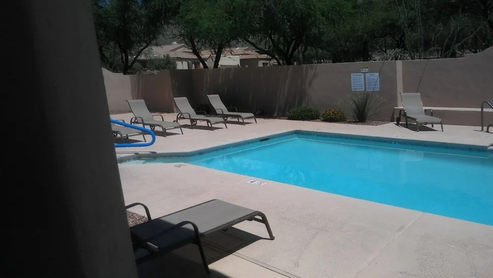 Casitas at Sabino Springs