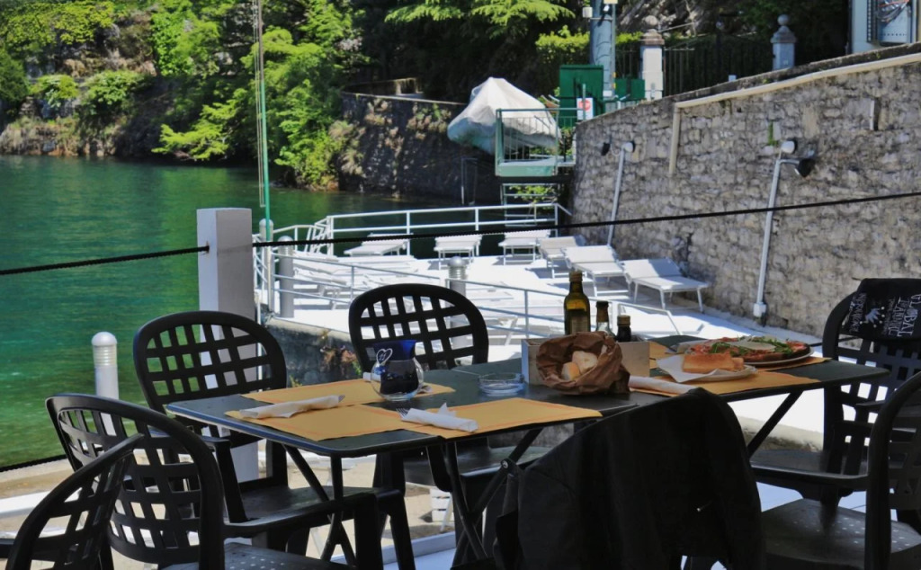 Le Finestre sul Lago