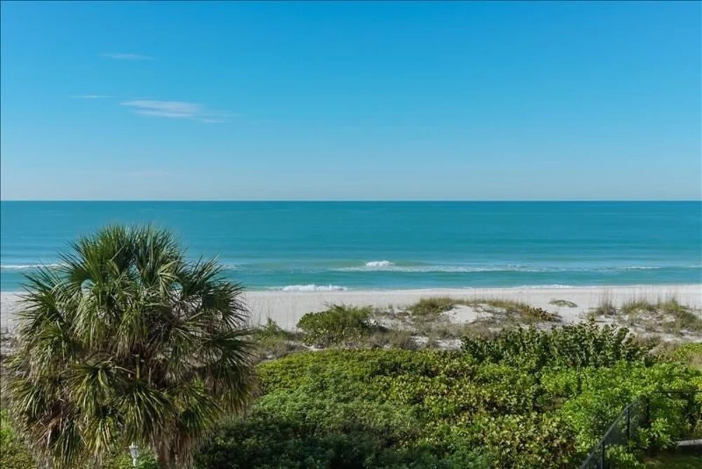 Waters Edge 205S 1 Bedroom Condo