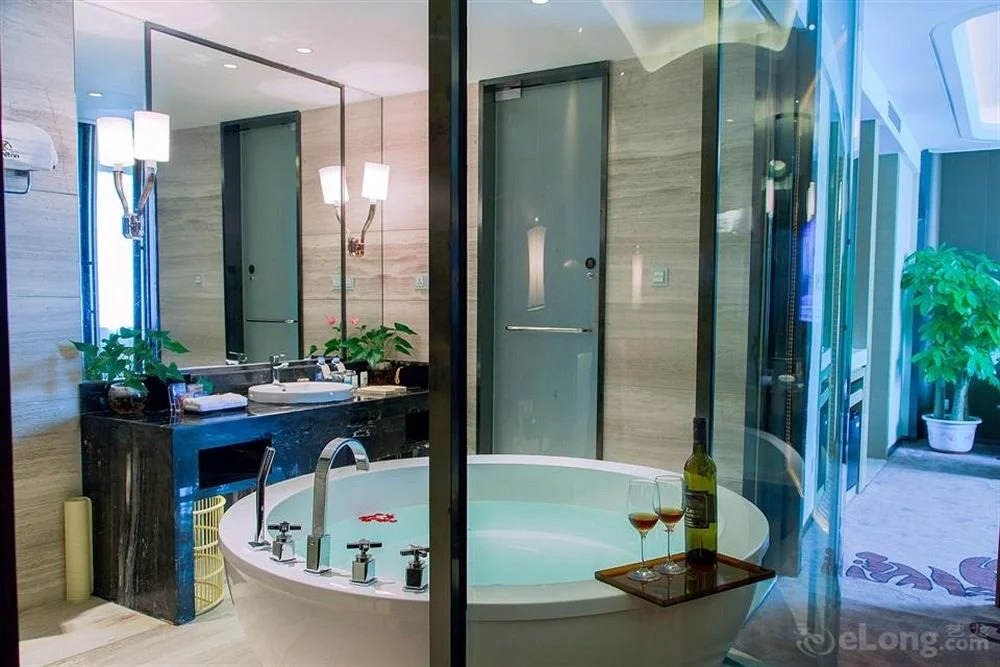 Garman International Hotel