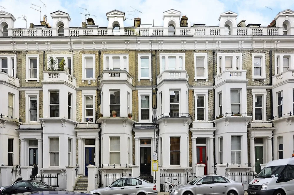 Chelsea Earls Court apartment
