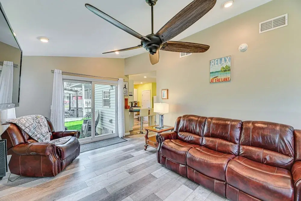 Walk to Lake! Pet-friendly Cottage in Honeoye