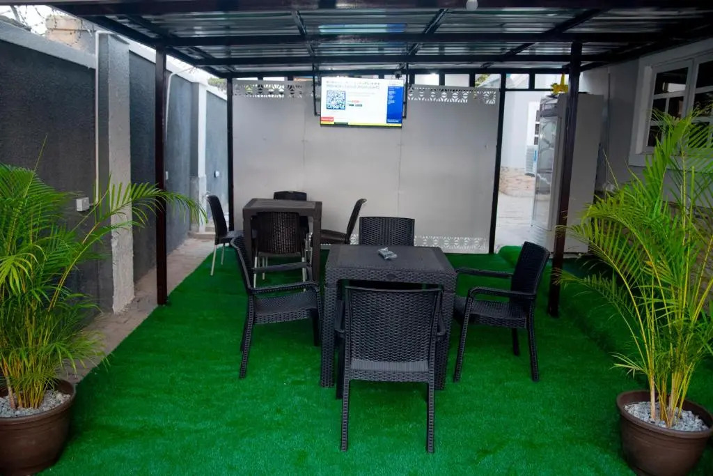 Enland Suites & Apartments