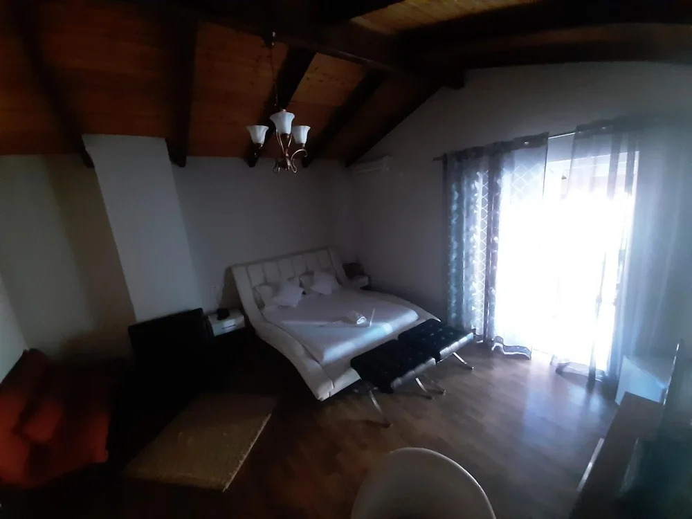 Hotel Bylis