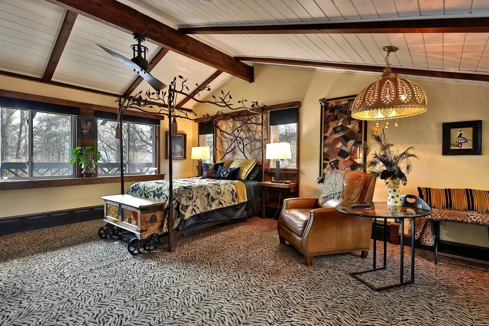 The Green House: Killington's Most Unique Ski Home 4 Bedroom Home