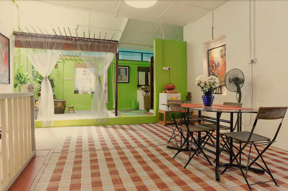 Klick-Klock Home Stay