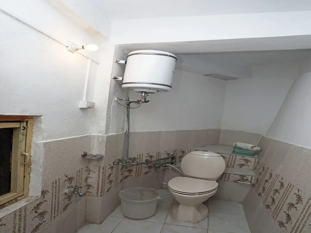 OYO 13459 Home Cozy 1BHK Tehri Road Mussoorie