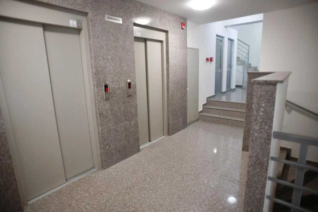 Modern & Cozy near City Center with Balcony, free Parking and coffee