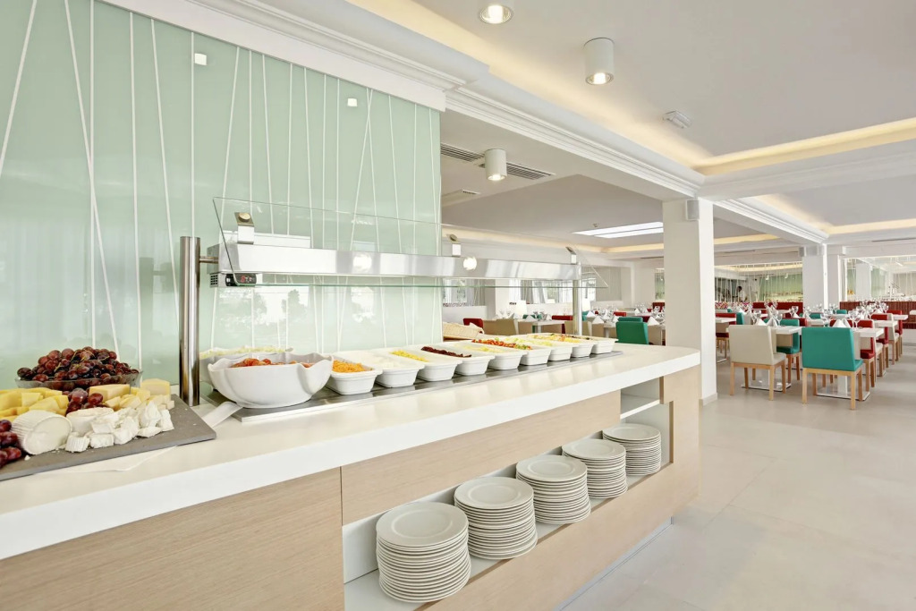Grupotel Ibiza Beach Resort