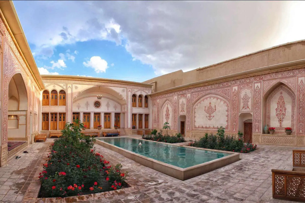 Mahinestan Raheb
