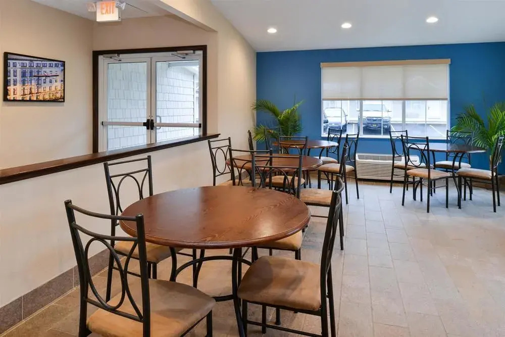 Americas Best Value Inn & Suites St Clairsville Wheeling
