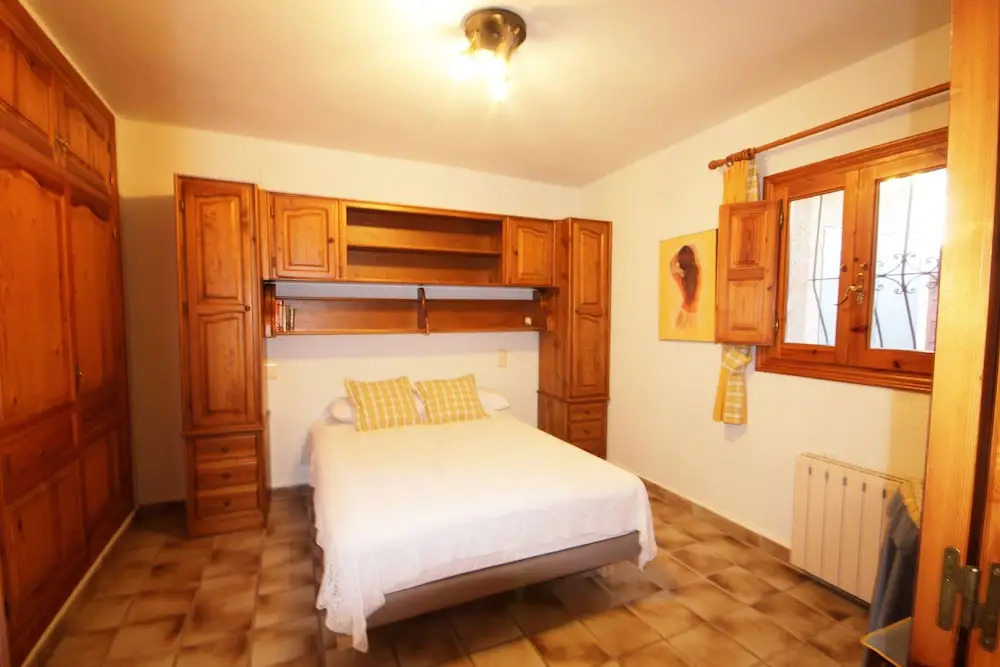 Private & Luxurious Villa With Pool - Lots of Space & Short Walk to the Sea