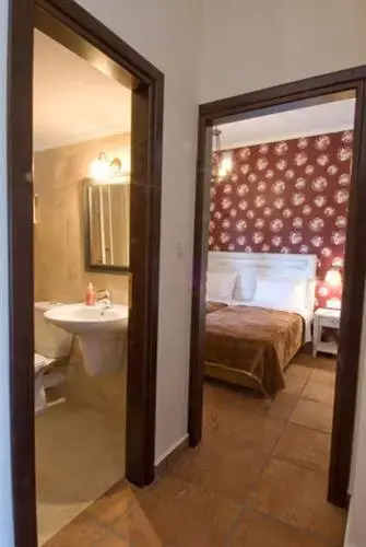 Fotis Rooms
