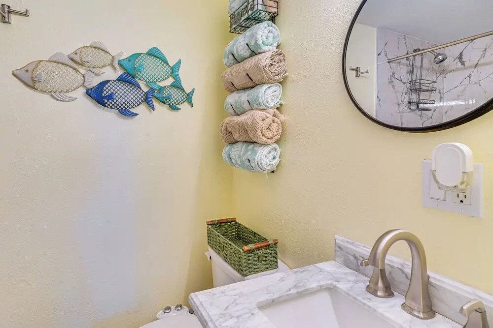 Little Gasparilla Home: Walk to Beaches