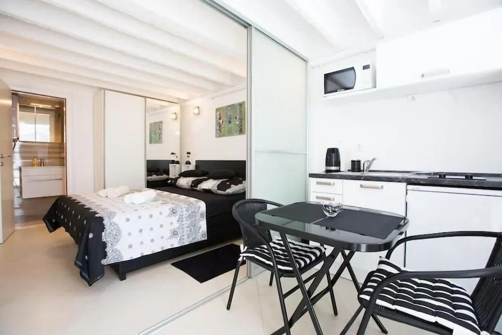 Val Apartments