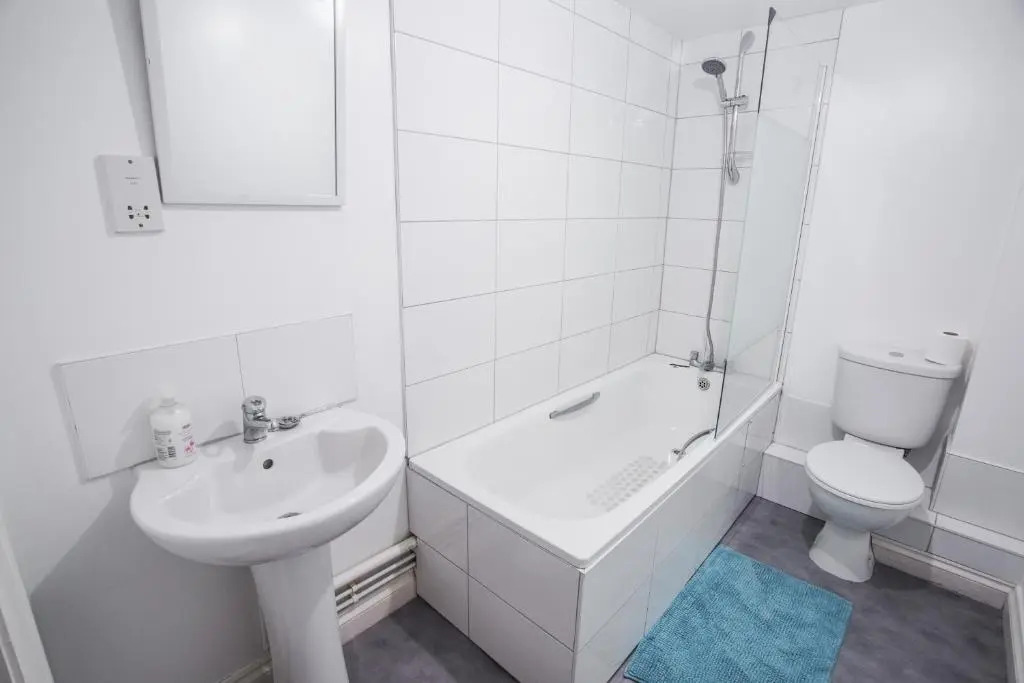 Flat 1, 4 Warden Rd