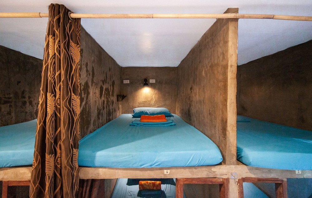 Sunlit Hostel