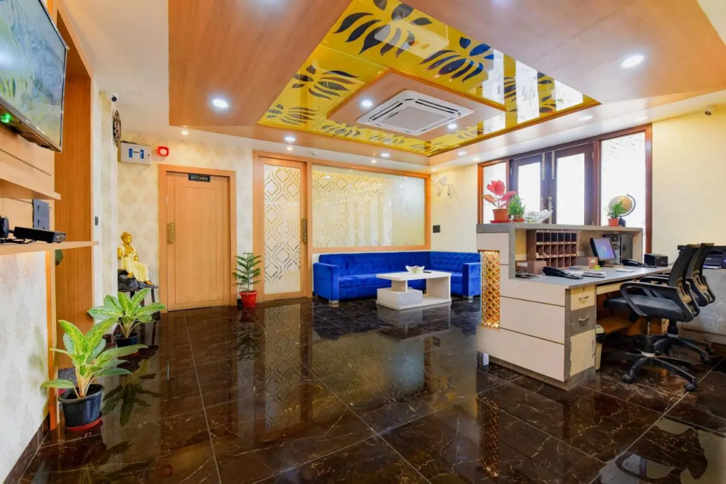 Hotel Purple Orchid