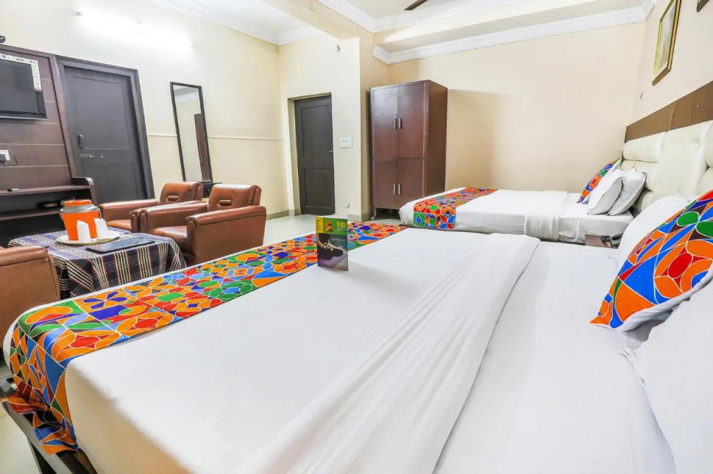 FabHotel Pramila Inn